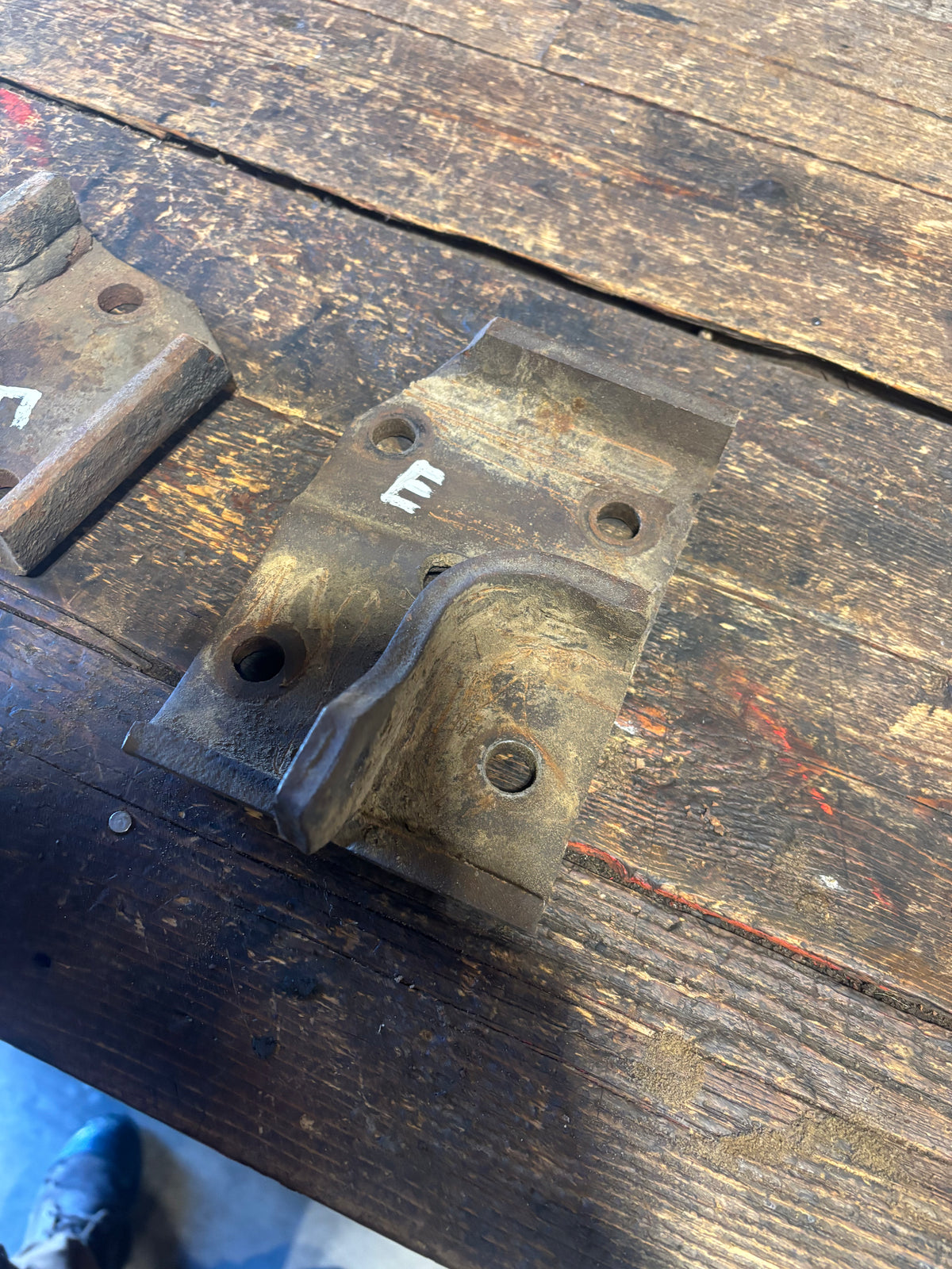 89-93 Dodge Ram 1St Gen 4X4 Front Dana 60 Ubolt Saddles Sway Bar Mounts