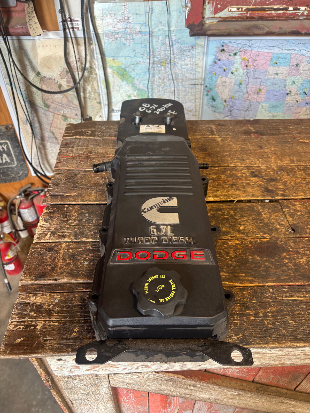 2007.5 - 2012 DODGE RAM 2500 3500 6.7L CUMMINS VALVE COVER SET 4944083 , 5293760