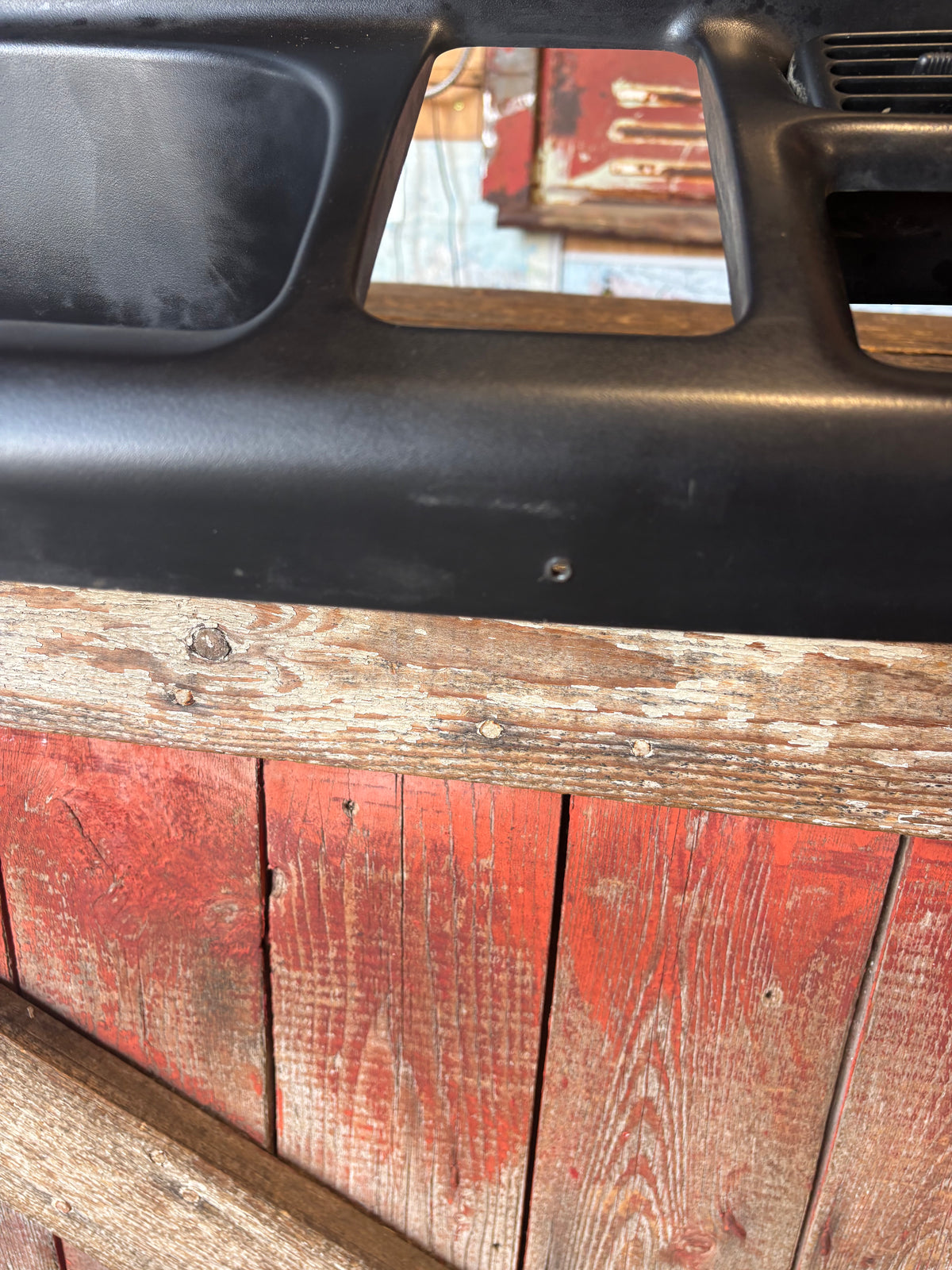 1999-2002 DODGE RAM 2500 3500 GAUGE DASH BEZEL RADIO SURROUND