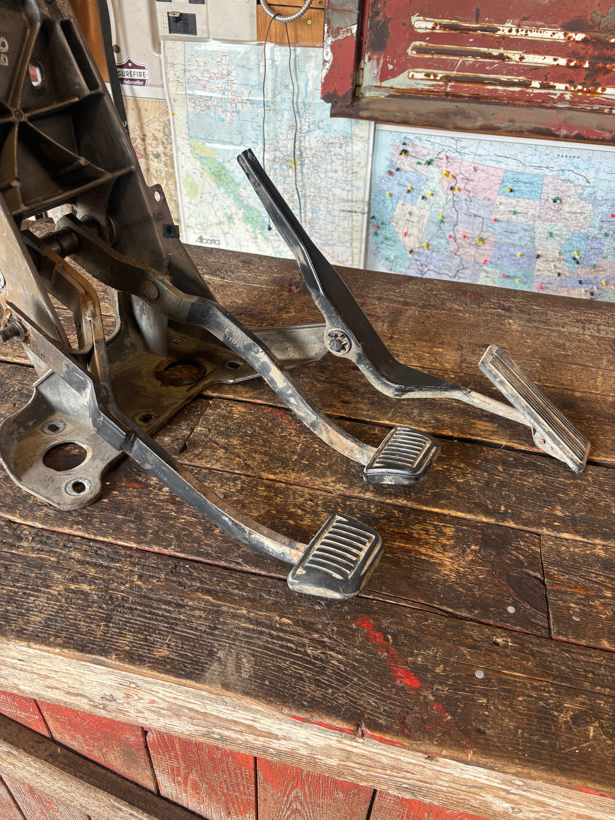 98-'02 Dodge Ram Clutch Brake Throttle Pedal Assembly