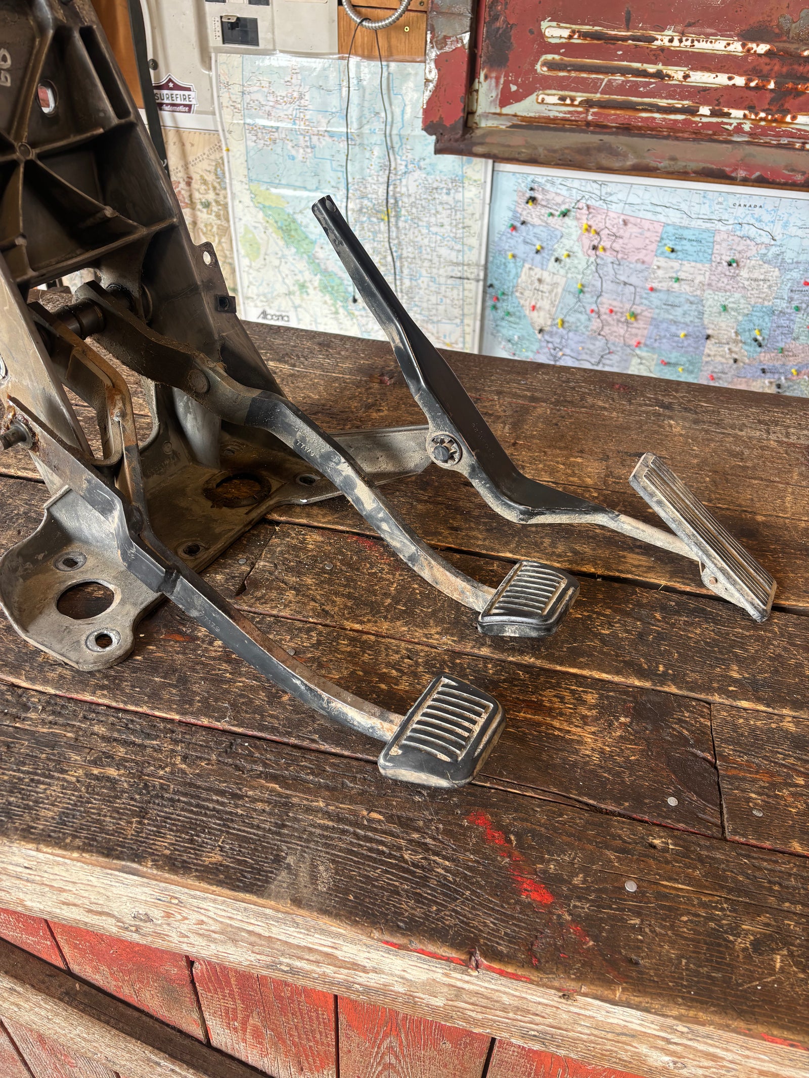 98-'02 Dodge Ram Clutch Brake Throttle Pedal Assembly