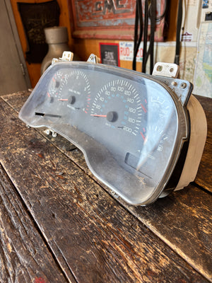 1998 .5 1999 DODGE RAM 2500 3500 24V CUMMINS INSTRUMENT GAUGE CLUSTER 56020616