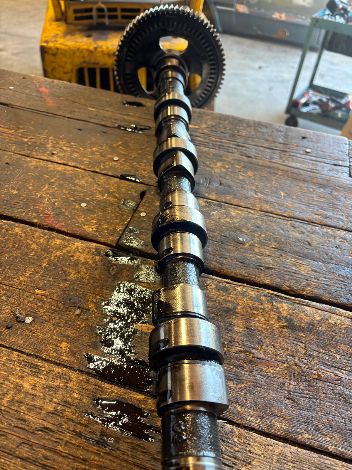 2000 - 2002 Dodge Ram Cummins 5.9l 24v camshaft 3946436 3942567