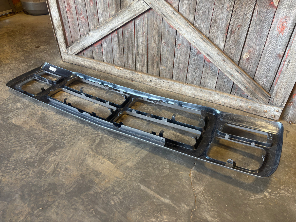 NEW PAINTABLE 1991 1992 1993 DODGE RAM GRILL