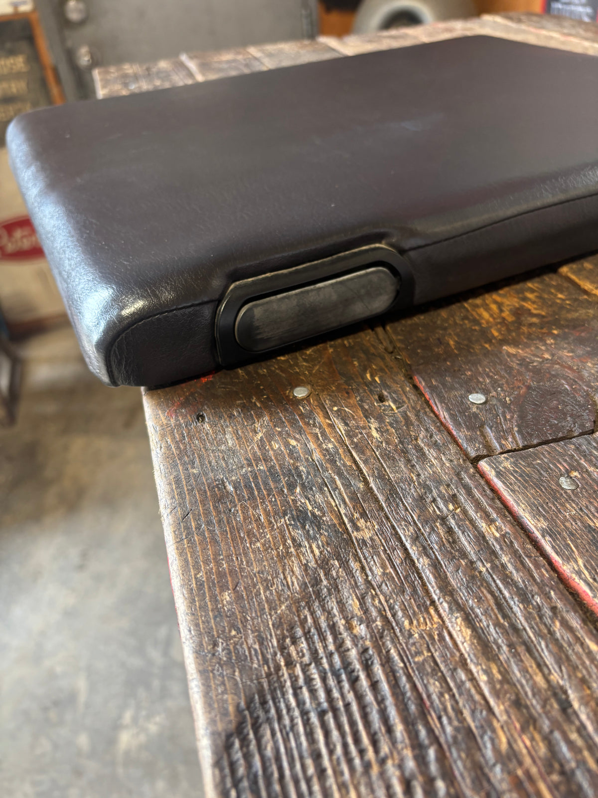 98-&#39;02 Dodge Ram Dark Grey Black Middle Seat Console Lid