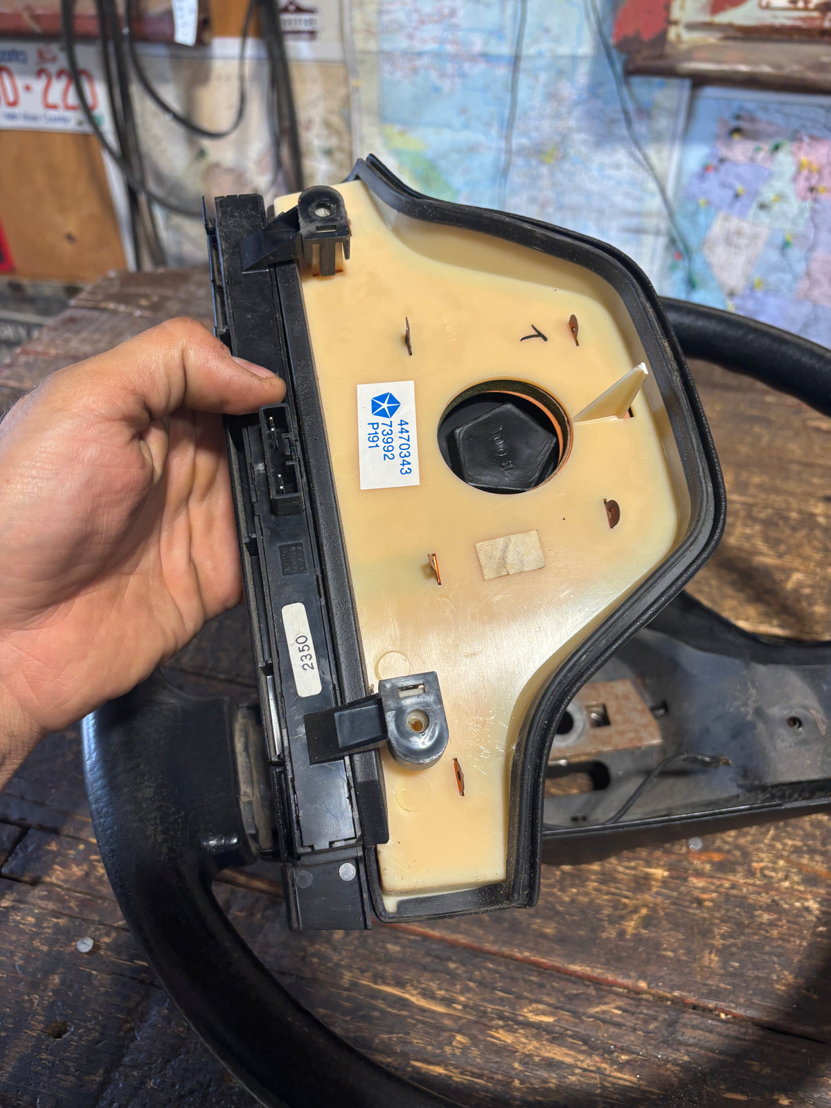 OEM 1990 1991 MINT DODGE RAM 250 350 CUMMINS STEERING WHEEL &amp; HORN PAD CRUISE