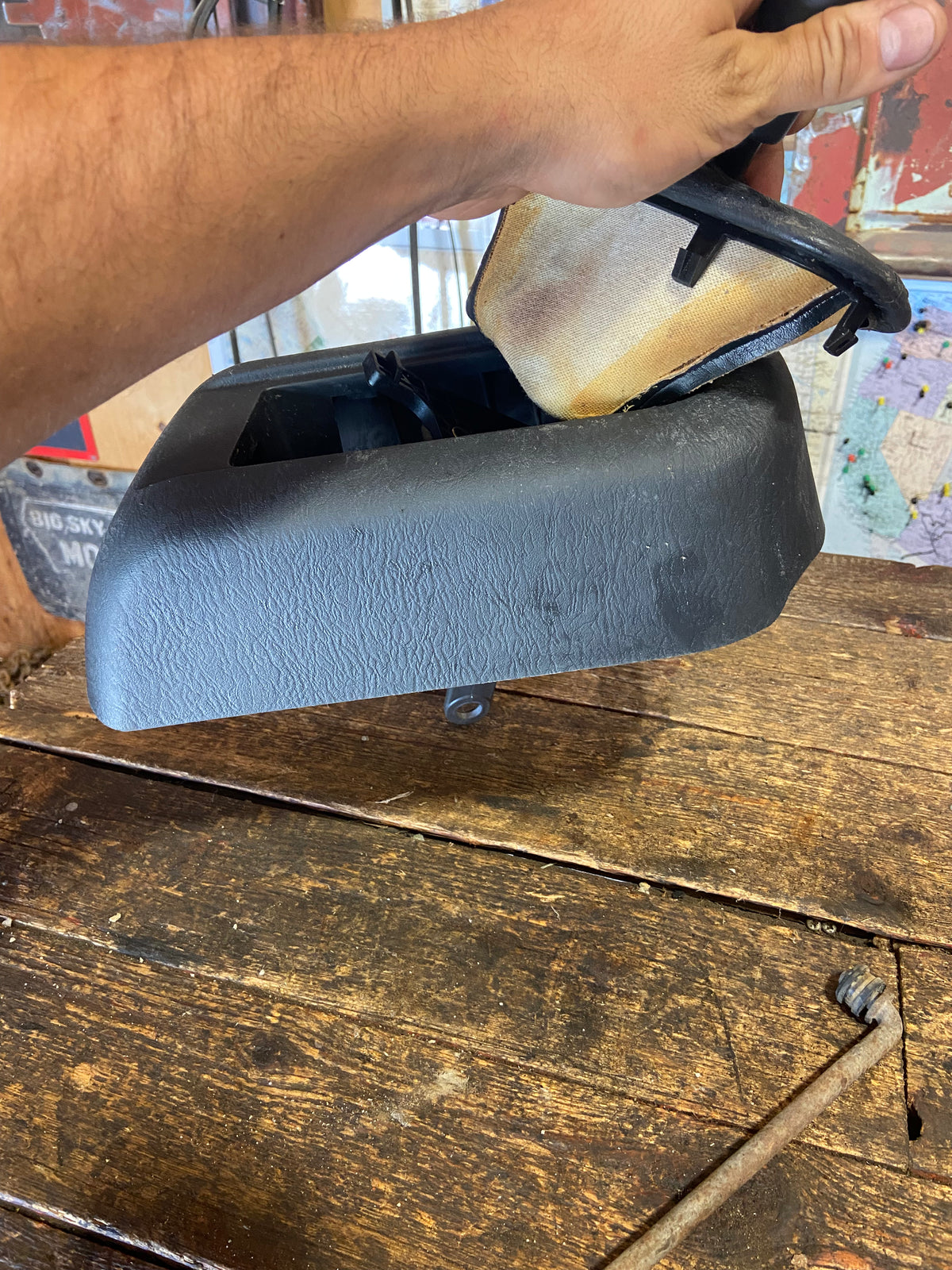 03-&#39;05 Dodge Ram Cummins 4X4 Shifter Assembly (Black Cover)