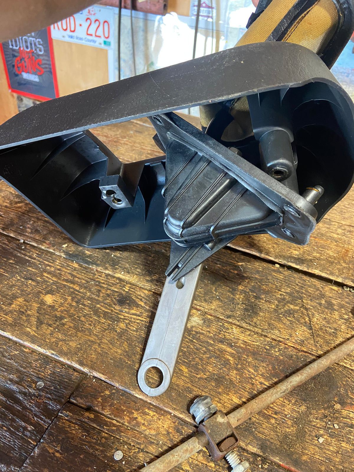 03-&#39;05 Dodge Ram Cummins 4X4 Shifter Assembly (Black Cover)