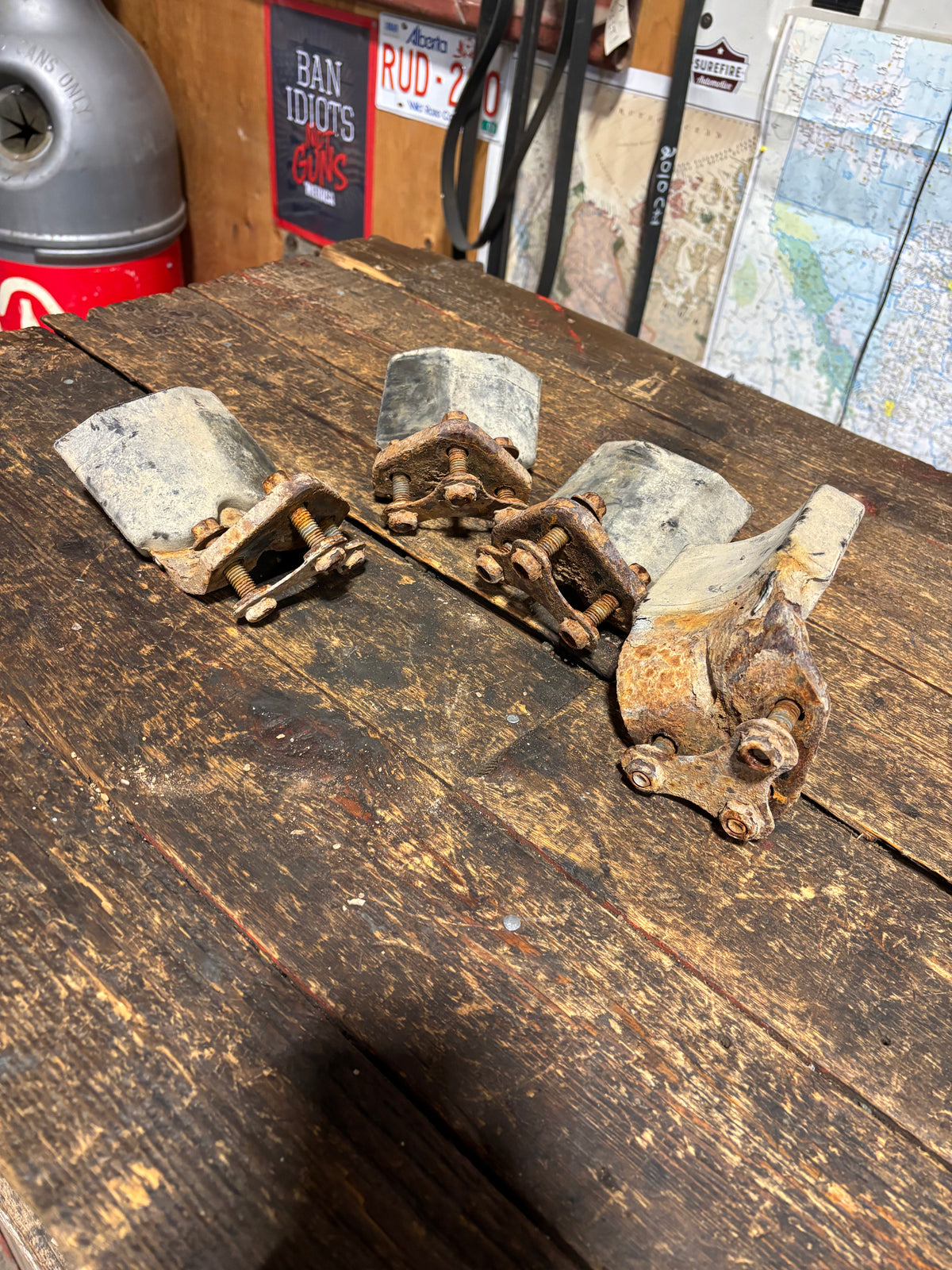 OEM Set '94 - '02 Dodge Ram Cummins Overload Spring Perch Brackets