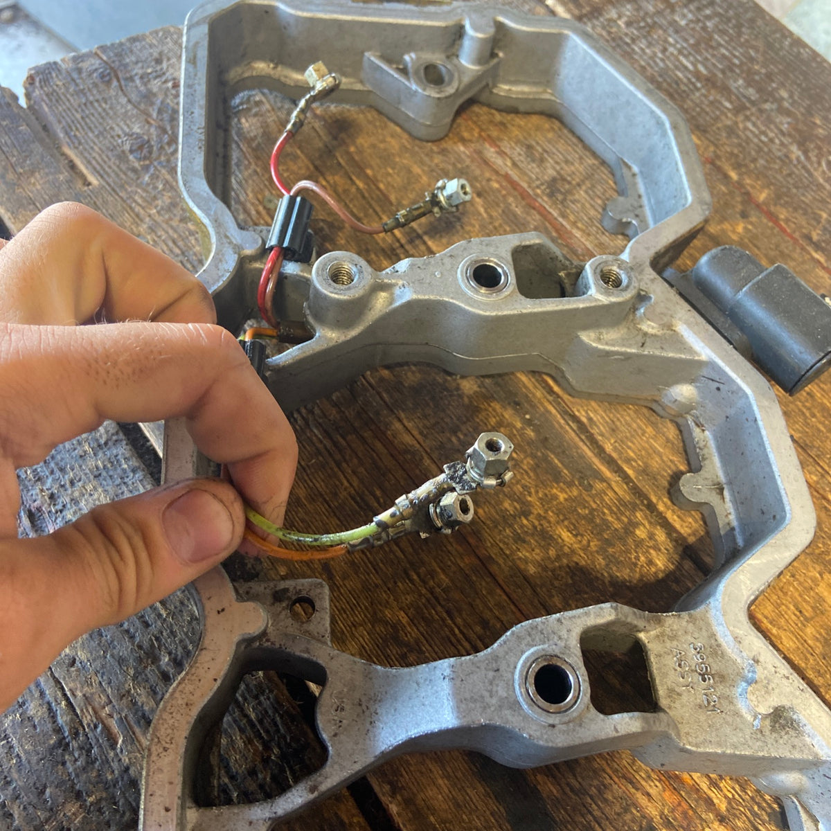 03-&#39;07 5.9L Dodge Cummins Injector Harness Valve Cover Spacer