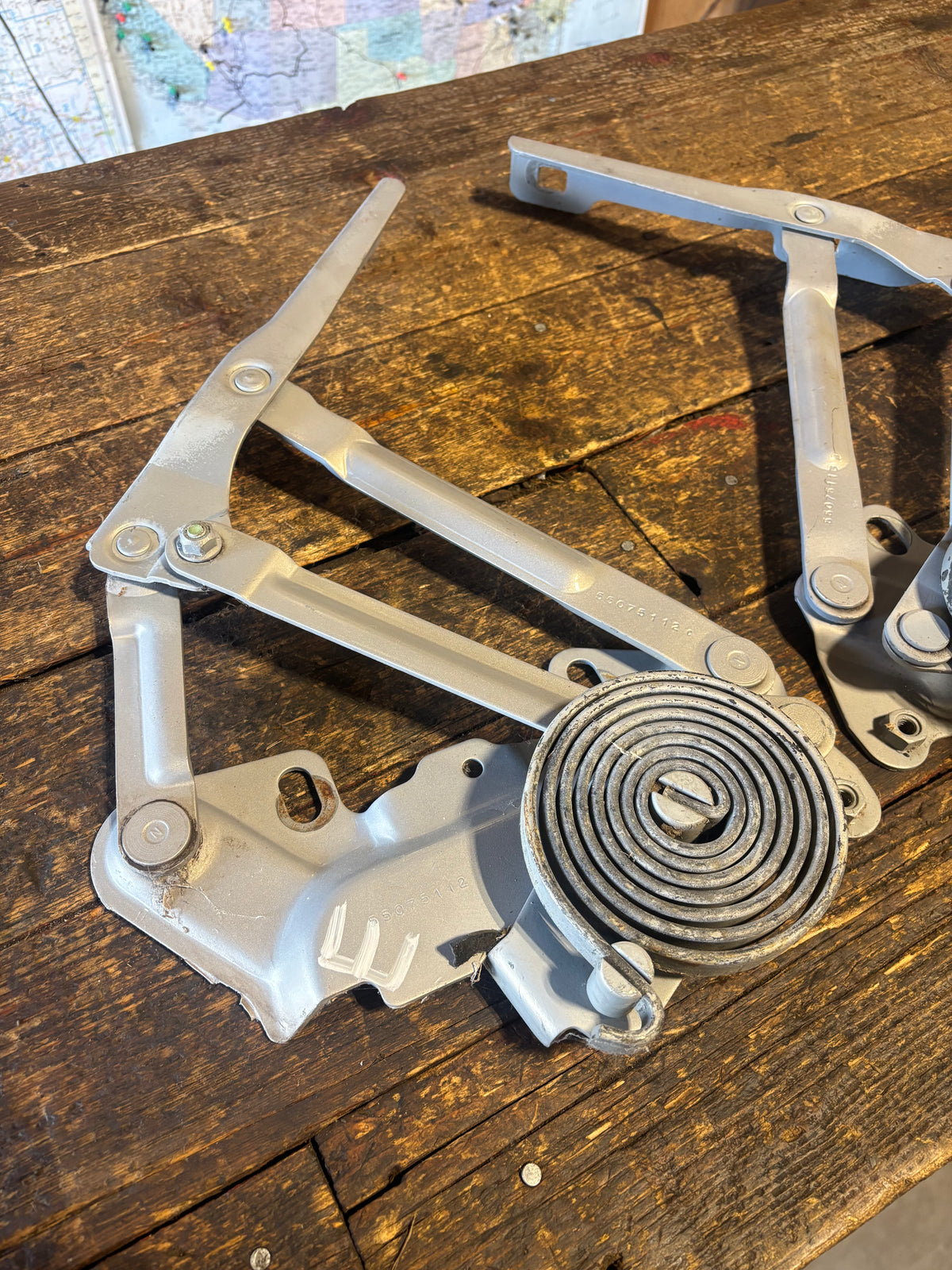 Hood Hinges for &#39;94-&#39;02 Dodge Ram Trucks