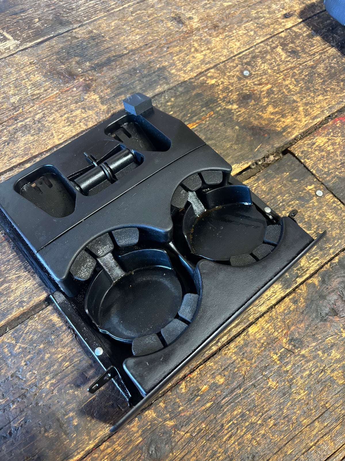 1994 1995 1996 1997 DODGE RAM 1500 2500 3500 CUP HOLDERS CUPHOLDER