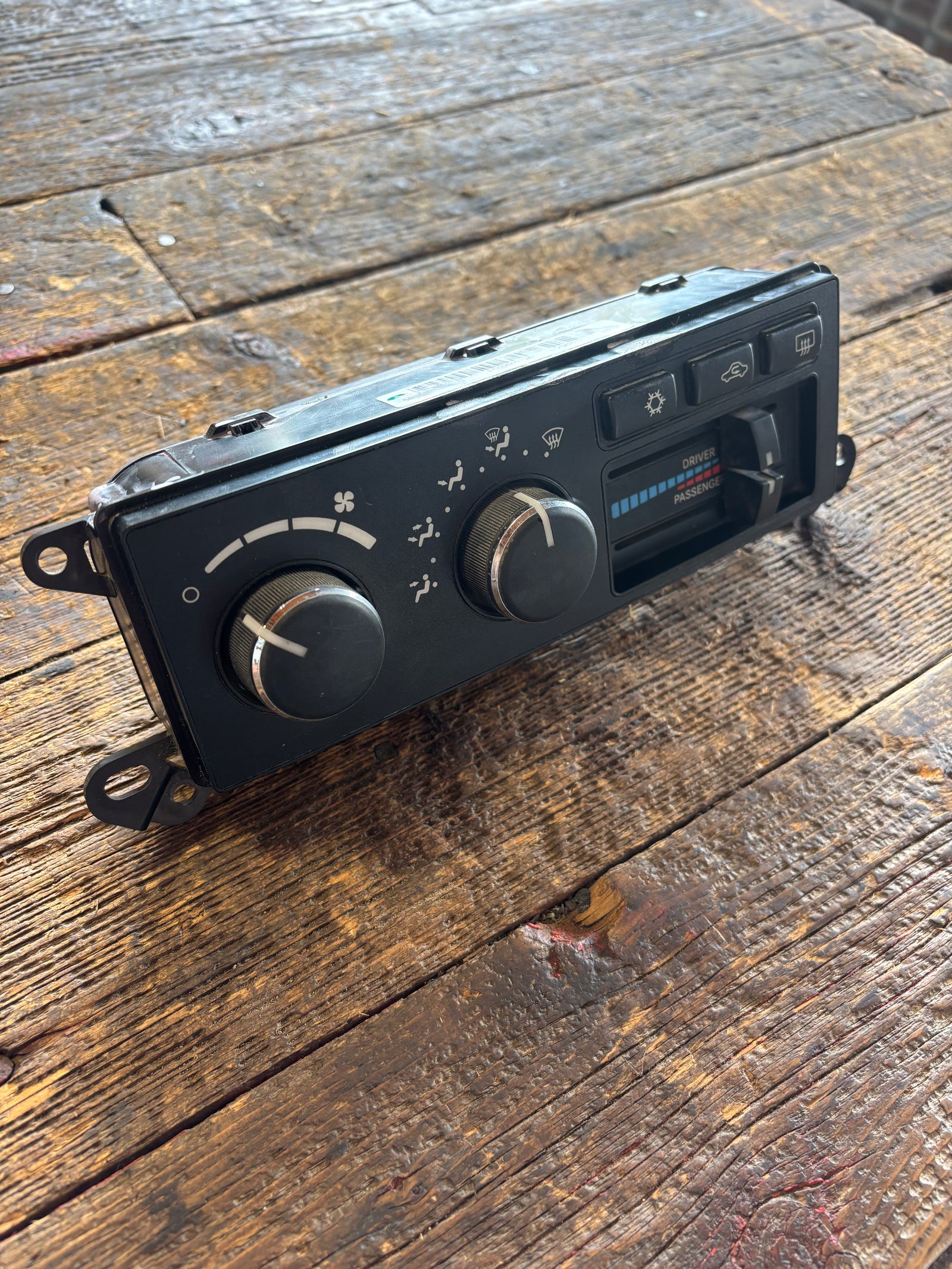 2006 - 2009 DODGE RAM LARAMIE DUAL CLIMATE HEATER AC CONTROL 55057080