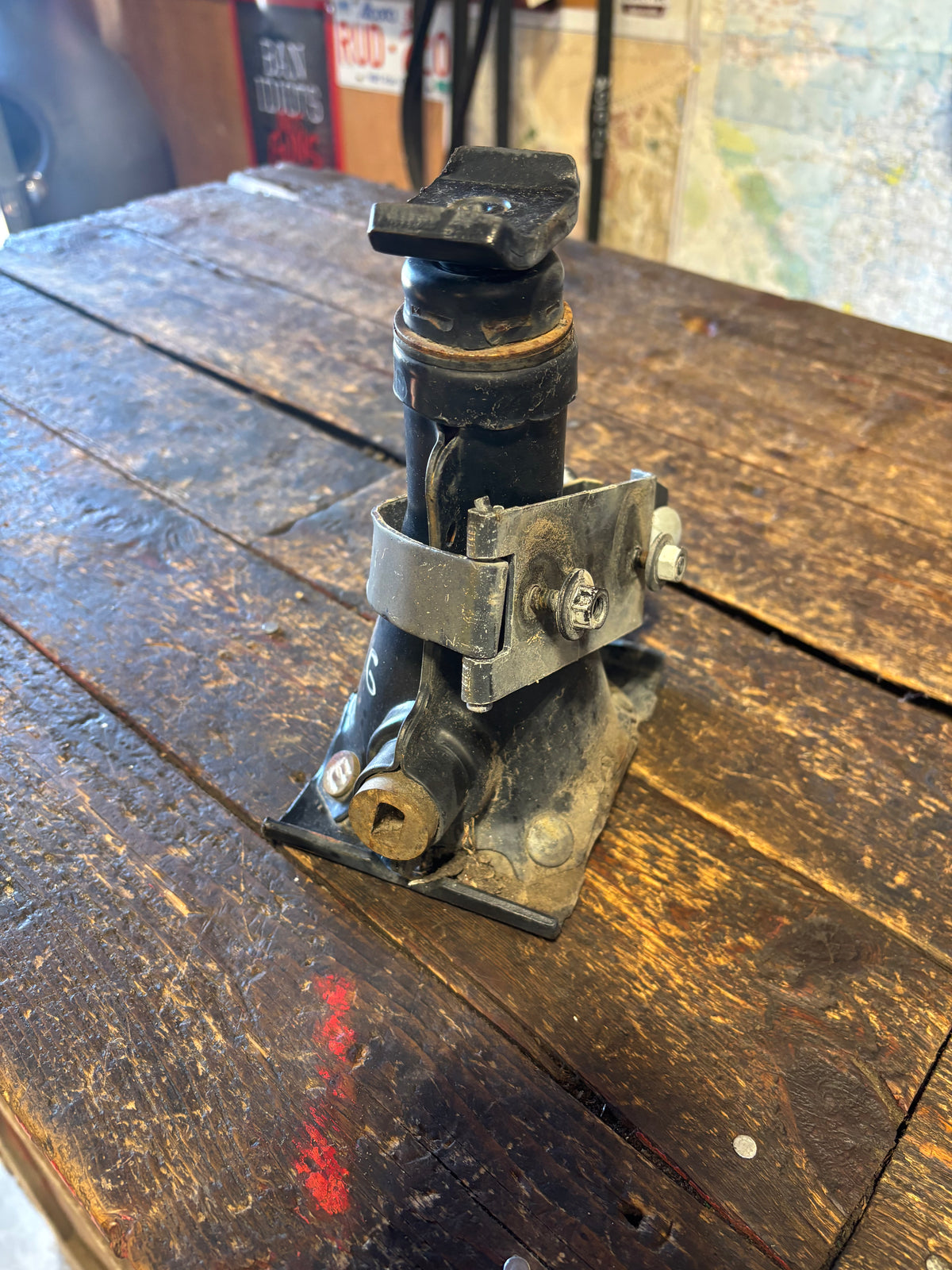1989-1993 DODGE RAM 250 350 1ST GEN CUMMINS OEM JACK FOR CHANGING SPARE TIRE