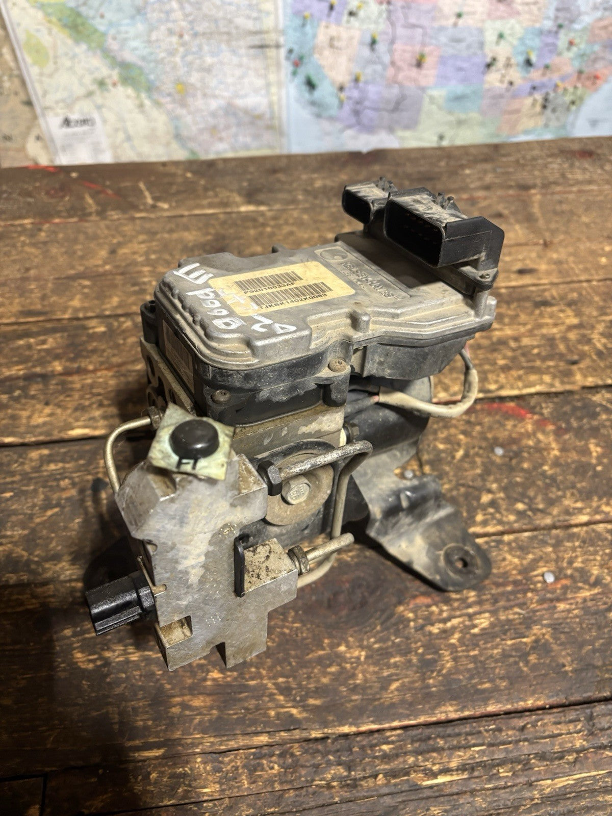 2001 2002 DODGE RAM 2500 ABS MODULE PUMP 52010033 ANTI LOCK BRAKE PUMP