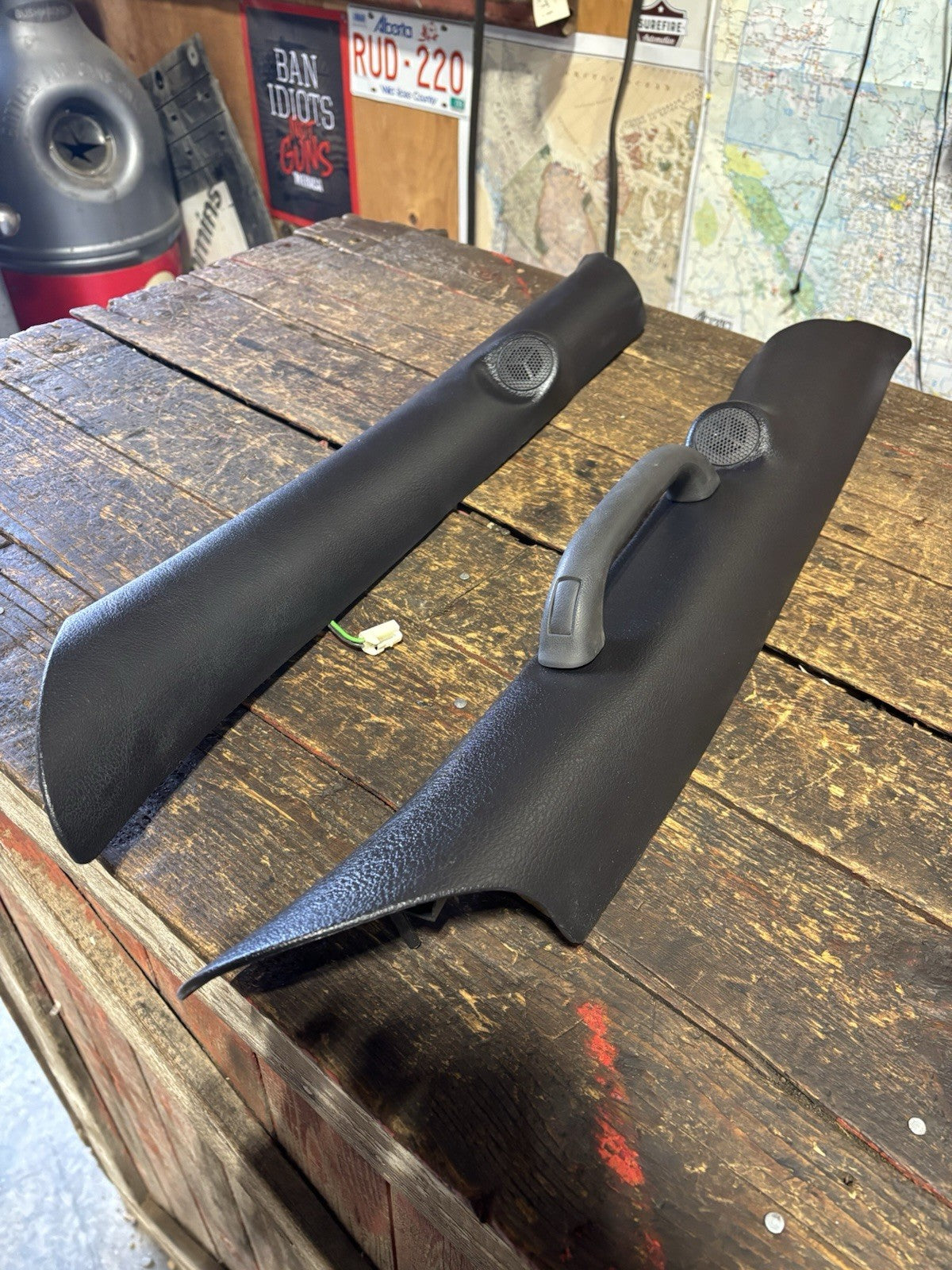 1998-2002 DODGE RAM 2500 3500 SET OF DARK GREY AGATE A PILLAR TRIM WITH SPEAKERS