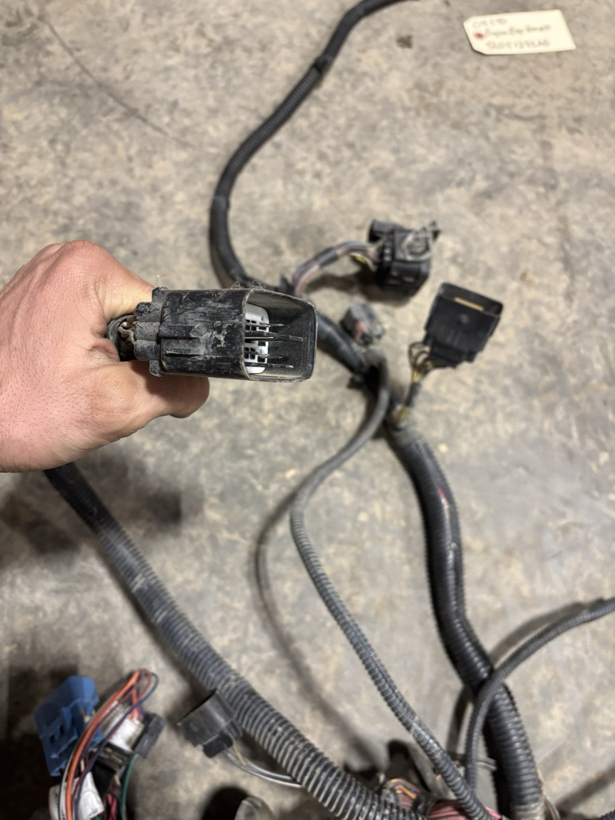 2005 DODGE RAM 2500 3500 CUMMINS ENGINE BAY HARNESS 56051233AD