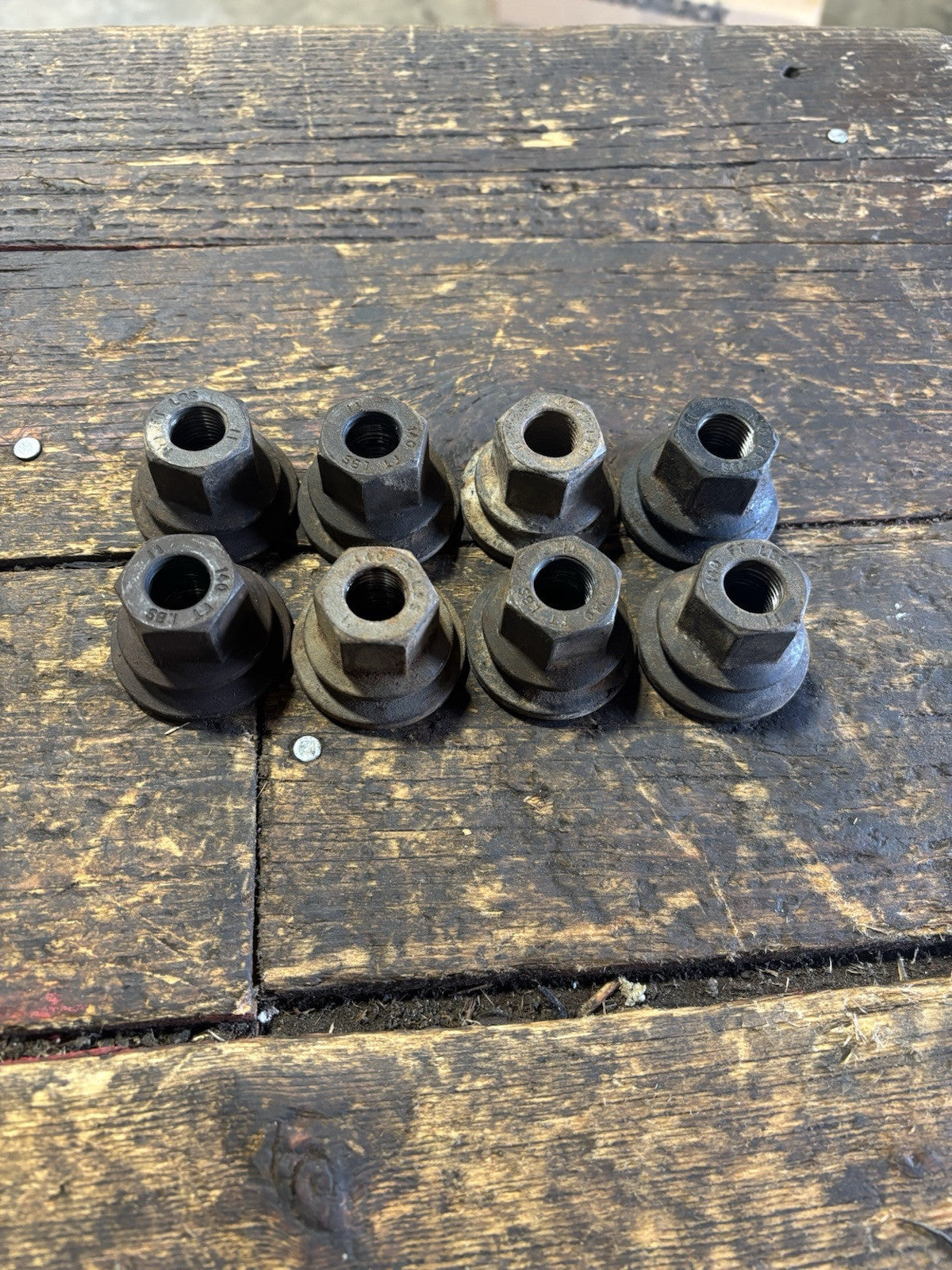 OEM SET OF 8 1994-2009 DODGE RAM 3500 DUALLY LUG NUTS