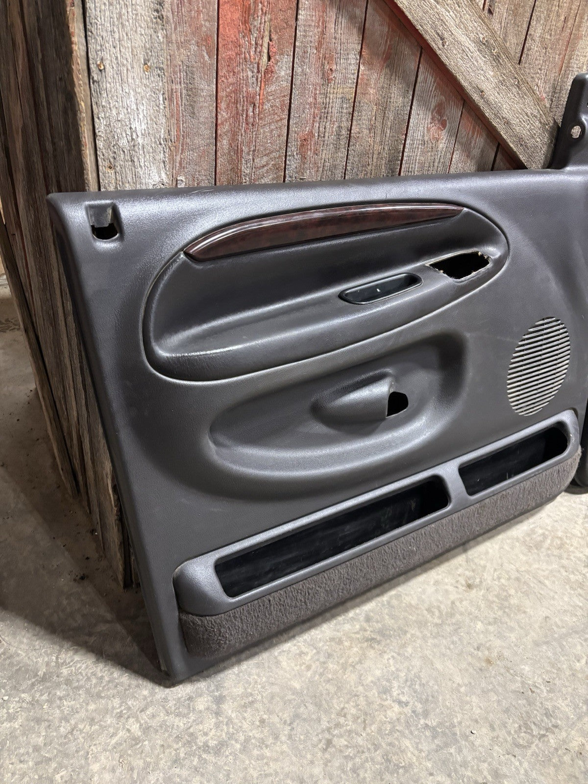1998 - 2002 2ND GEN DODGE RAM LARAMIE WOODGRAIN AGATE DARK GREY DOOR PANEL SET