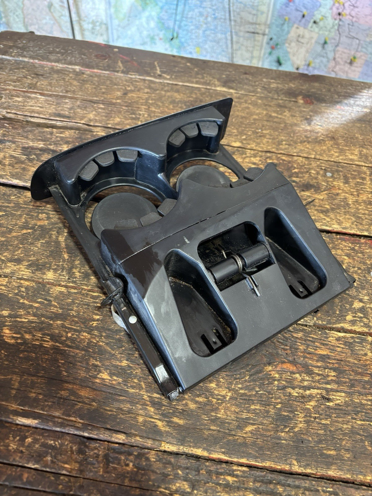 1994 1995 1996 1997 DODGE RAM 1500 2500 3500 CUP HOLDERS CUPHOLDER