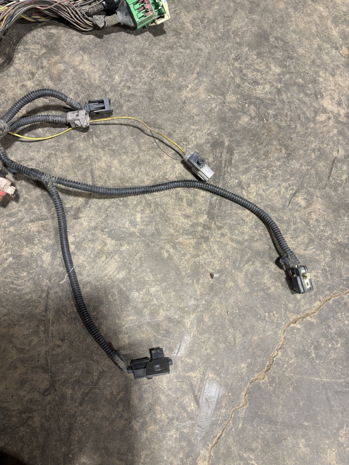 2005 DODGE RAM 2500 3500 CUMMINS ENGINE BAY HARNESS 56051233AD