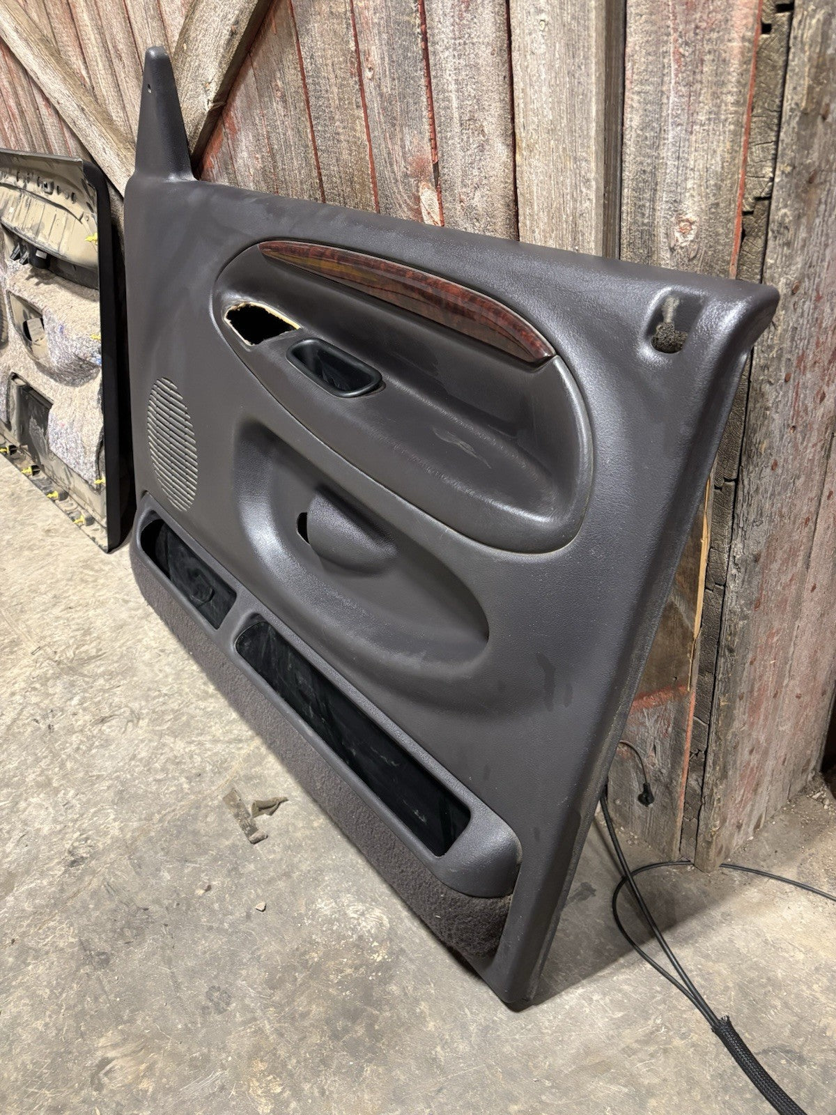 1998 - 2002 2ND GEN DODGE RAM LARAMIE WOODGRAIN AGATE DARK GREY DOOR PANEL SET