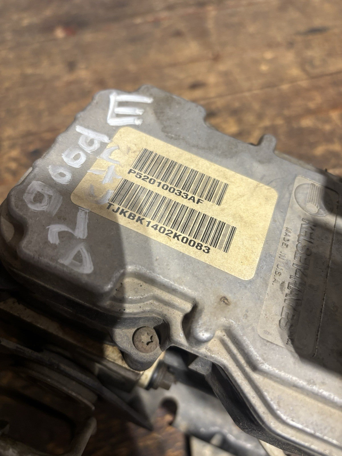 2001 2002 DODGE RAM 2500 ABS MODULE PUMP 52010033 ANTI LOCK BRAKE PUMP