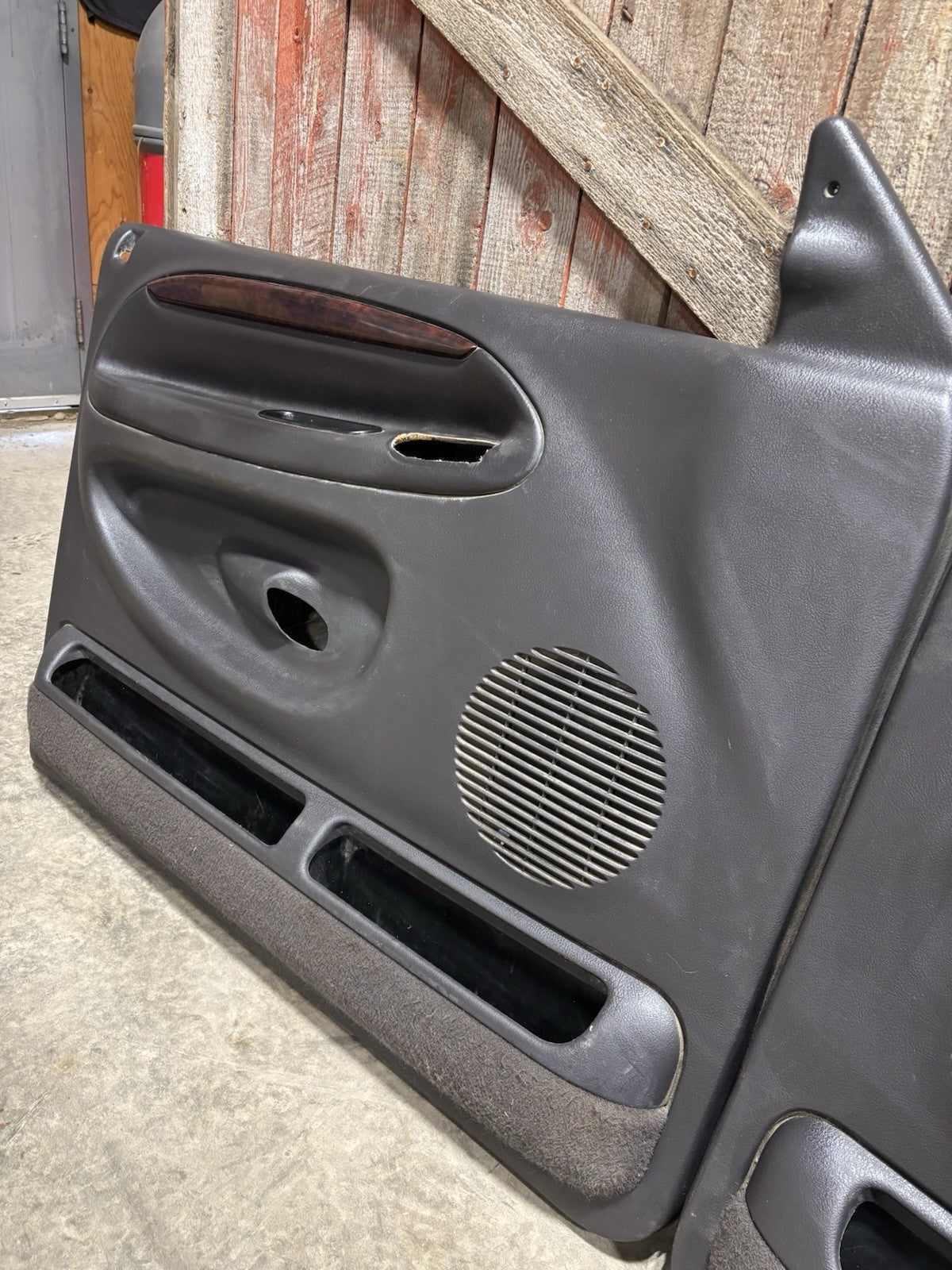 1998 - 2002 2ND GEN DODGE RAM LARAMIE WOODGRAIN AGATE DARK GREY DOOR PANEL SET