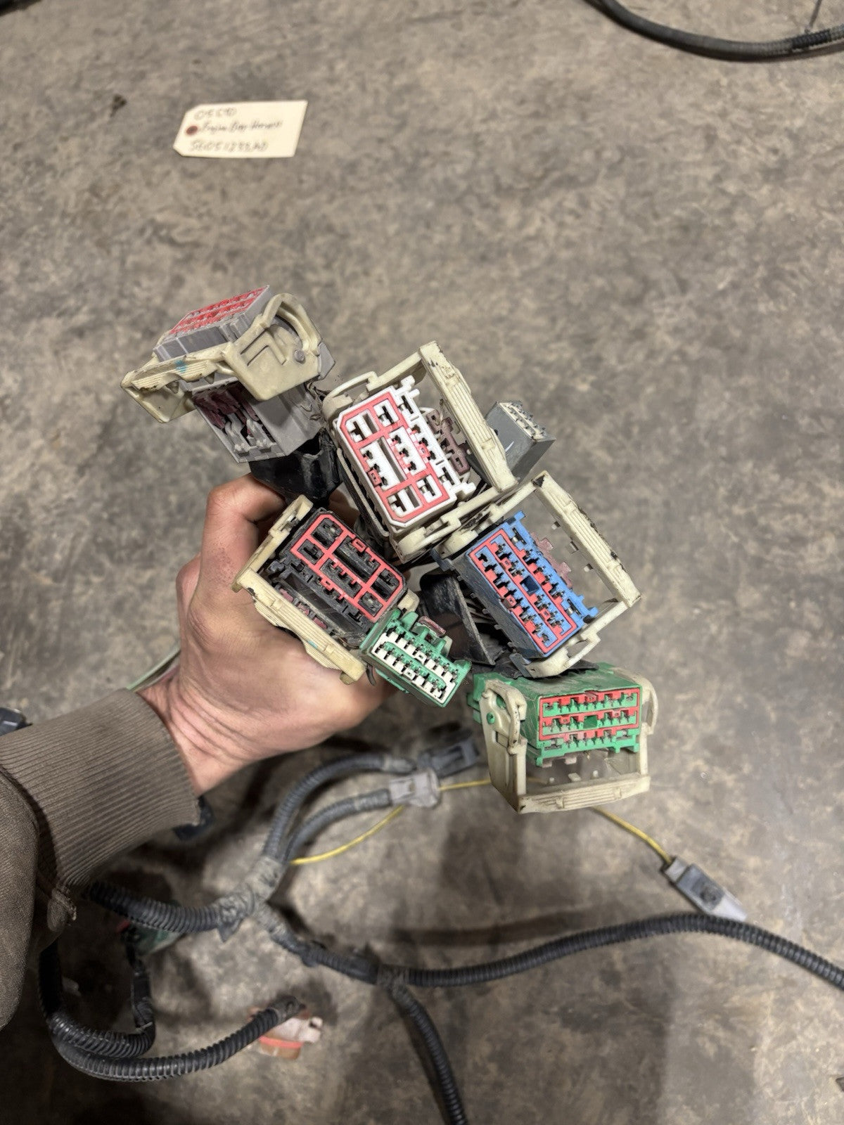 2005 DODGE RAM 2500 3500 CUMMINS ENGINE BAY HARNESS 56051233AD