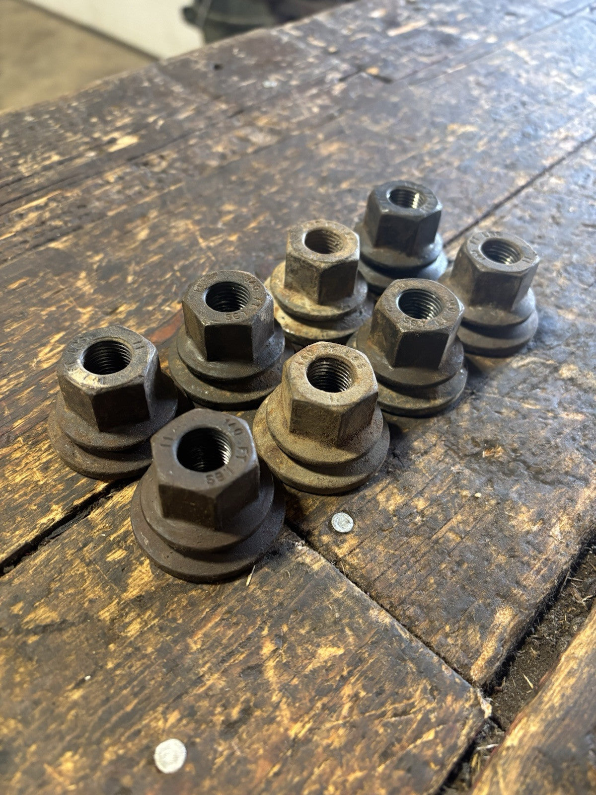 OEM SET OF 8 1994-2009 DODGE RAM 3500 DUALLY LUG NUTS