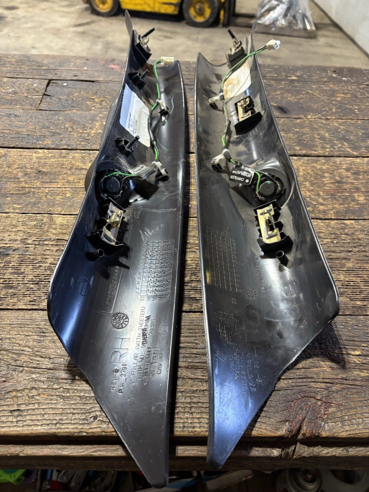 1998-2002 DODGE RAM 2500 3500 SET OF DARK GREY AGATE A PILLAR TRIM WITH SPEAKERS