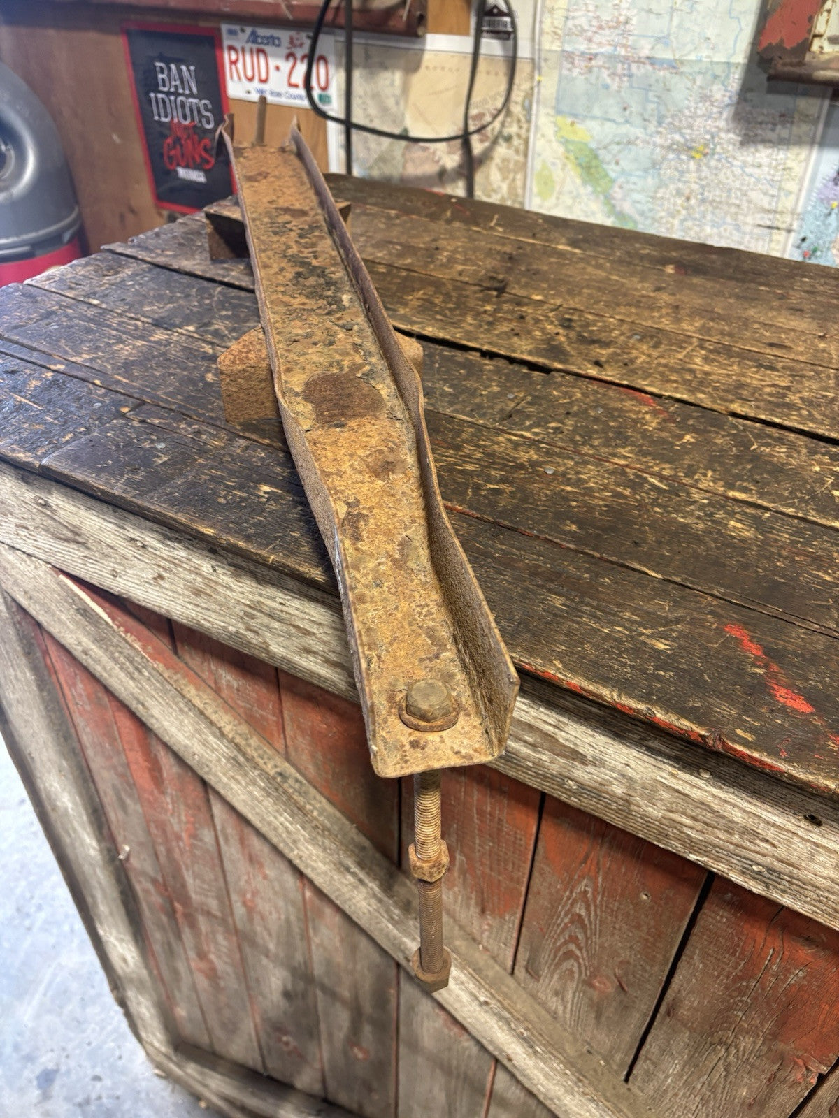 1989 - 1993 1ST GEN DODGE RAM 250 CUMMINS SPARE TIRE HOLDER CARRIER OEM