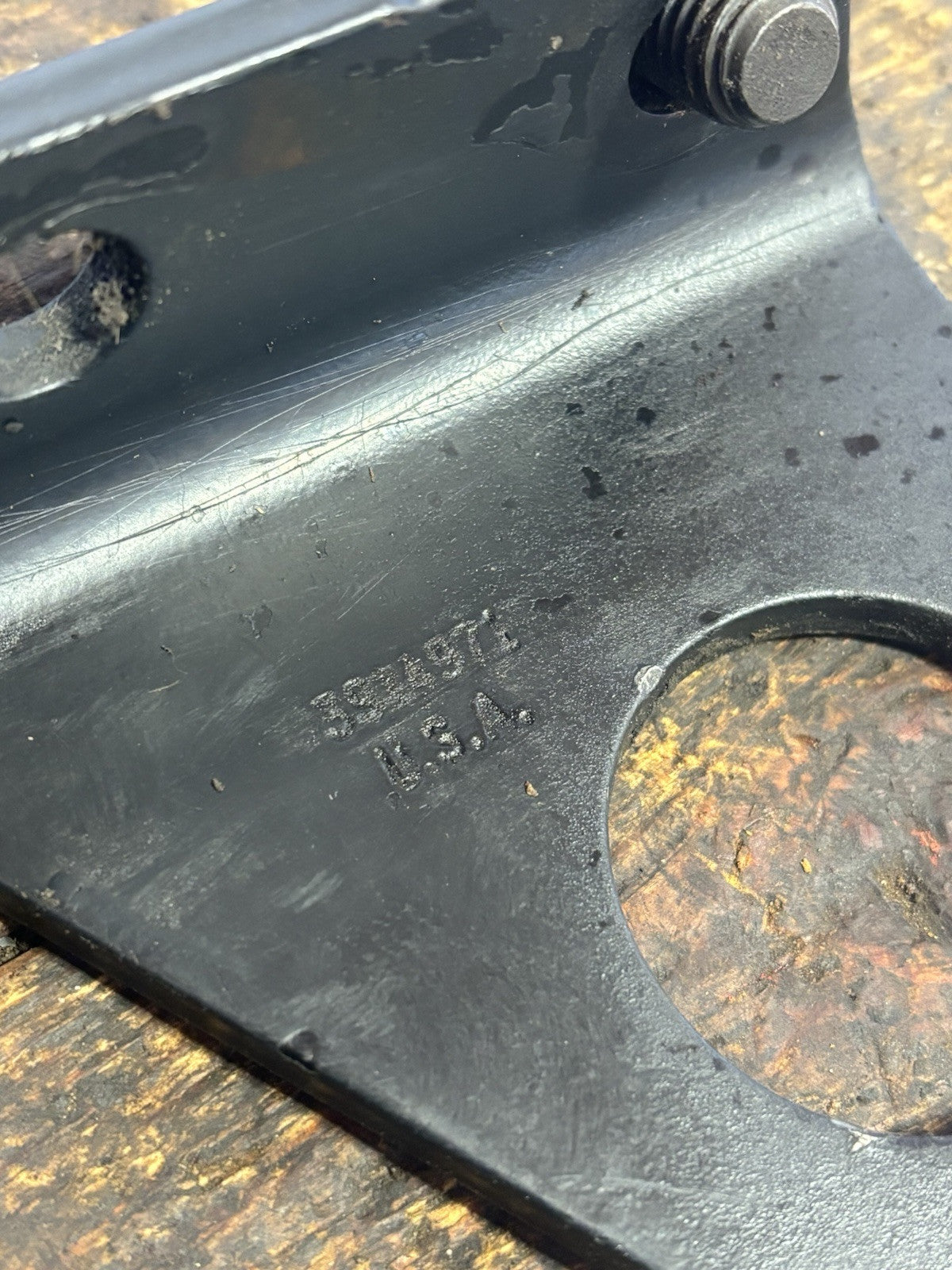 1989 - 1998 DODGE RAM 12V 5.9L CUMMINS OEM REAR ENGINE LIFT HOOK BRACKET 3914971