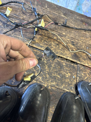 2005 DODGE RAM 2500 3500 CUMMINS CAB CLEARANCE LIGHT SET WITH HARNESS 56051299ab