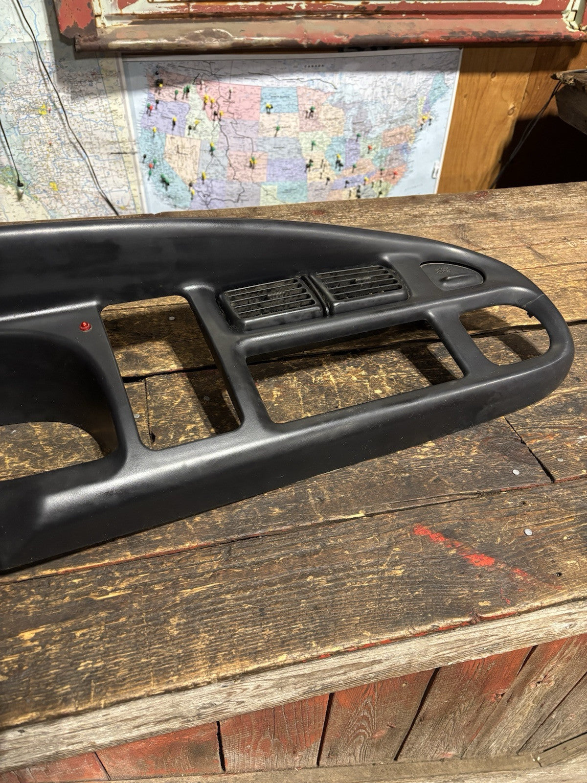 1998 DODGE RAM 2500 3500 DASH BEZEL GAUGE CLUSTER RADIO SURROUND NO CRACKS