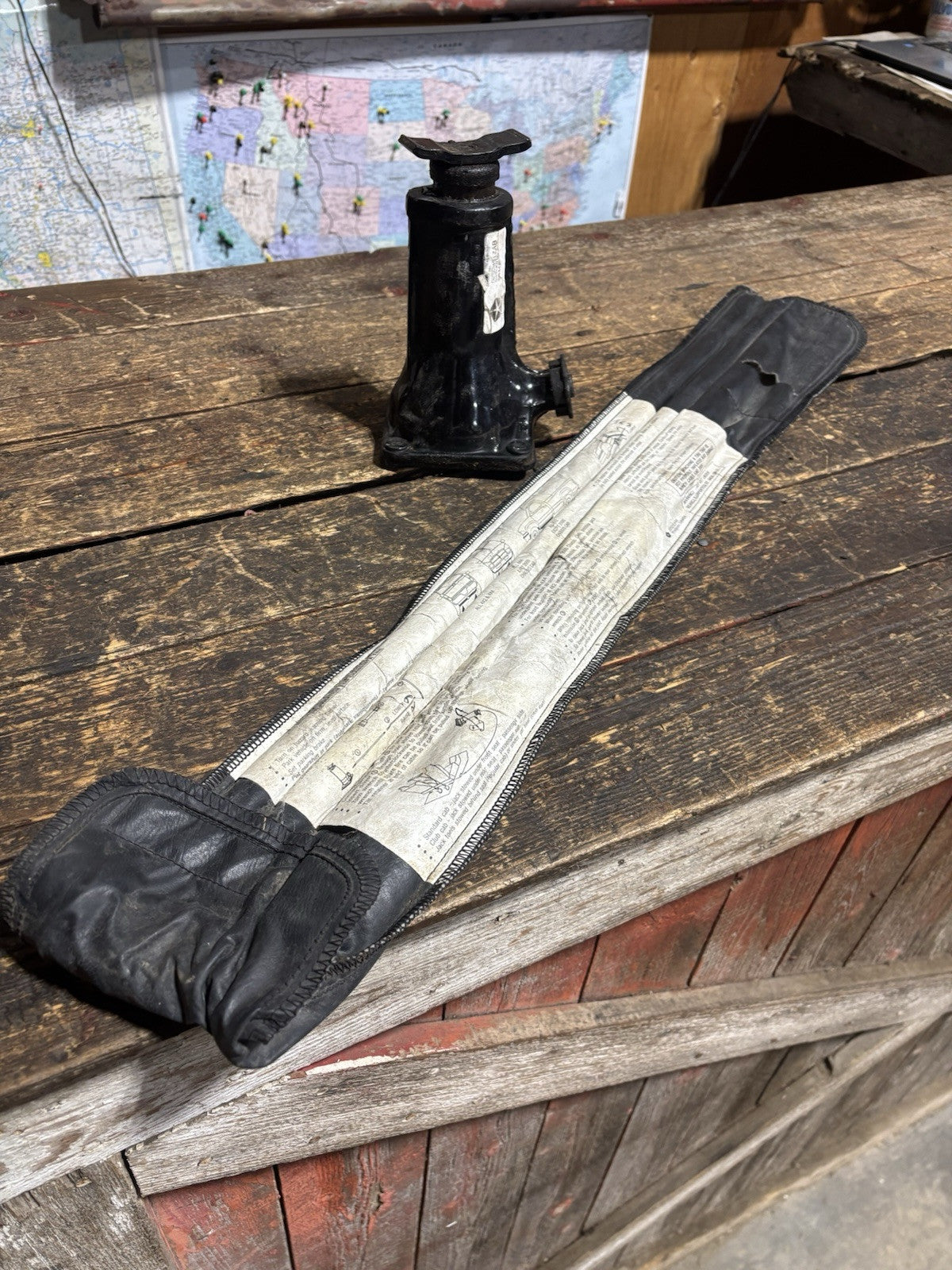 OEM 2ND GEN 1994 - 2002 DODGE RAM 2500 SPARE TIRE JACK &amp; TOOL SET