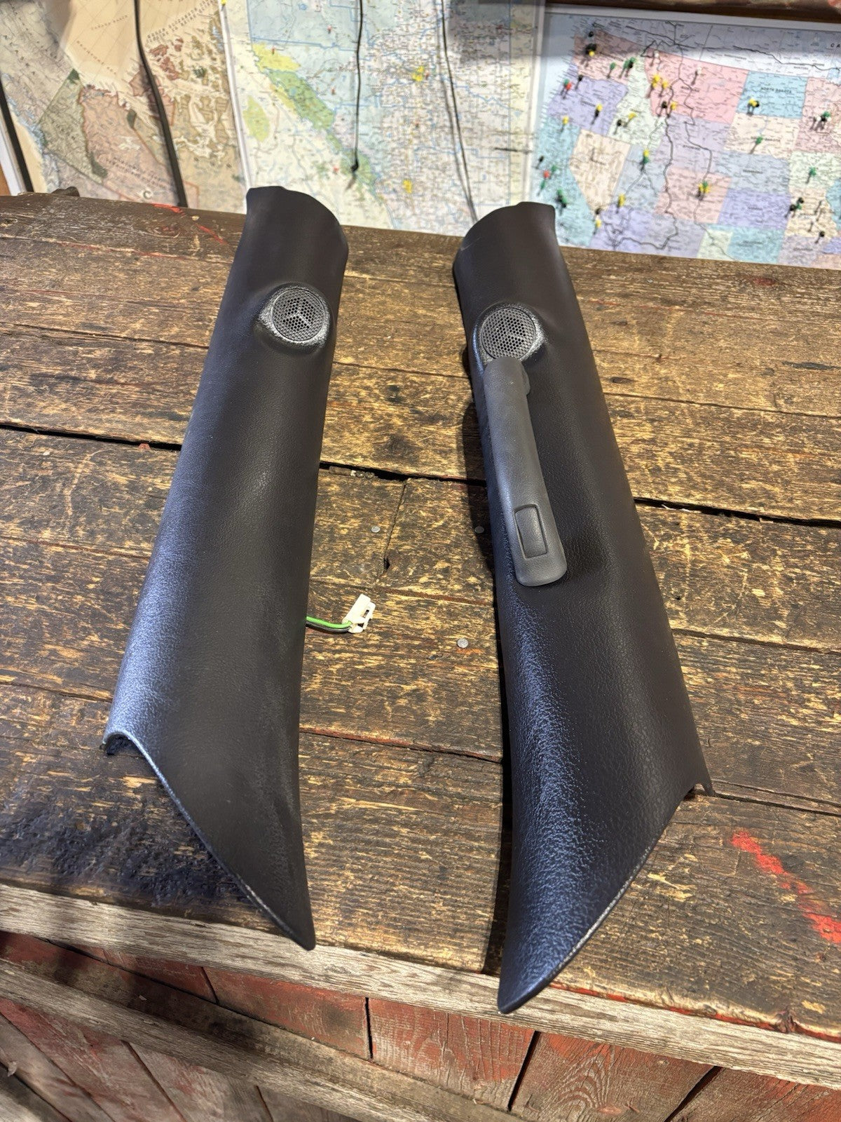 1998-2002 DODGE RAM 2500 3500 SET OF DARK GREY AGATE A PILLAR TRIM WITH SPEAKERS