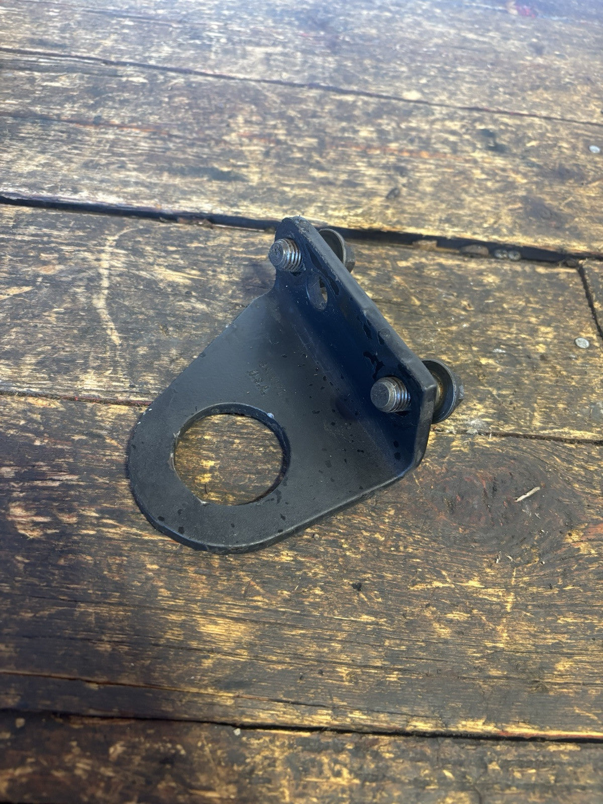 1989 - 1998 DODGE RAM 12V 5.9L CUMMINS OEM REAR ENGINE LIFT HOOK BRACKET 3914971